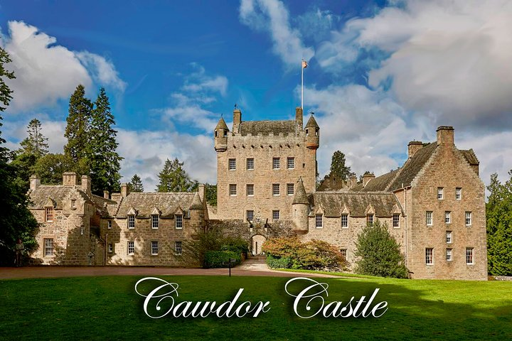 Cawdor Castle entrance